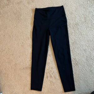 Women’s size small gap fit leggings